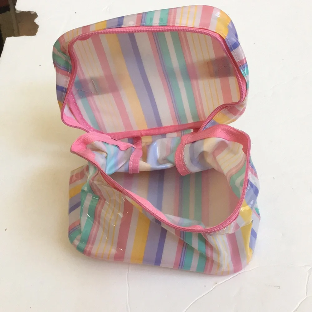 FINAL MARKDOWN New ladies make up pouch